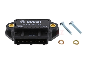 12141466333 Bosch Ignition Control Module
