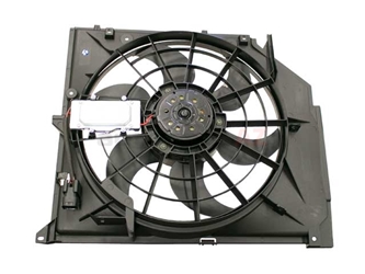 17117561757 CoolXpert Engine Cooling Fan Assembly; Suction Fan between Radiator and Engine