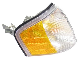 2028261243 Automotive Lighting Turn Signal Light Assembly; Front Right; Amber and Clear