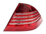 2208200864 Ulo Tail Light; Right Assembly