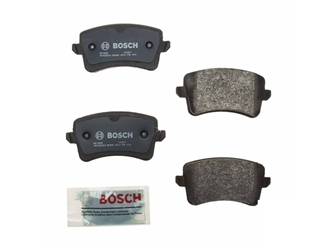 BP1386 Bosch QuietCast Brake Pad Set; Rear