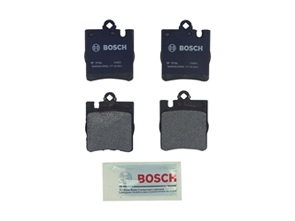 BP876A Bosch QuietCast Brake Pad Set; Rear