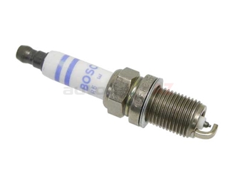 FR6KPP332S Bosch Platinum Spark Plug; OE Style Plug; Single Electrode