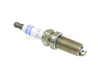FR7MPP10 Bosch Platinum Spark Plug; OE Recommended Plug