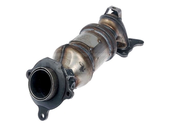 674-968 Dorman Exhaust Manifold with Integrated Catalytic Converter