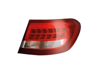 2539060800 ULO Tail Light; Right Outer